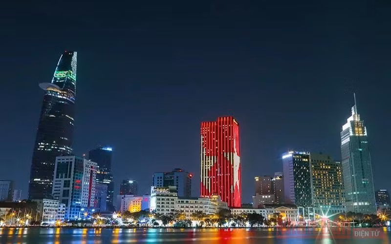 Việt Nam là quốc gia duy nhất được 3 tổ chức quốc tế nâng triển vọng lên “Tích cực”. ảnh minh họa 