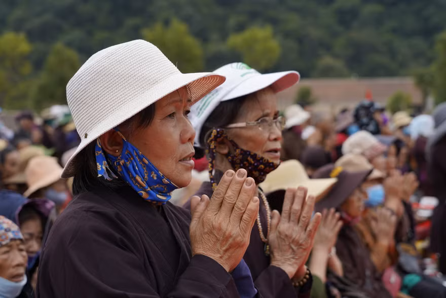 Về miền đất Phật mùa thu