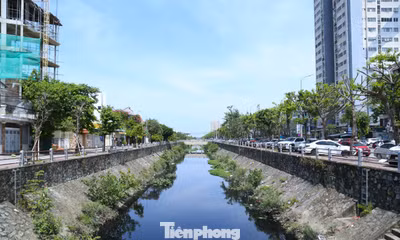 Đề xuất đưa tuyến kênh quanh năm một màu đen 'xuống lòng đất'