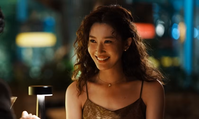 'Ngọc nữ truyền hình' Thúy Ngân khiến ba 'nam thần' showbiz Việt 'lao đao'