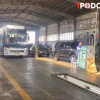 NÓNG 3/3: Lãnh đạo Cục Đăng kiểm nói gì về quy trình 'đạp hết chân ga' trong kiểm tra khí thải ô tô?