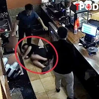 NÓNG 18/9: Con trai chủ quán cà phê kể lúc bị khách đánh ngã vì nhắc không hút thuốc