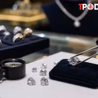 NÓNG 24/7: Vụ đá quý 6.000 đồng/viên trên báo cáo tài chính của SJC là như nào?
