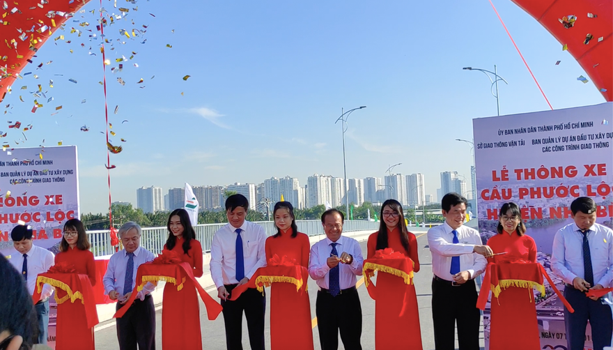 Thông xe cầu Phước Lộc sau 8 năm chờ đợi