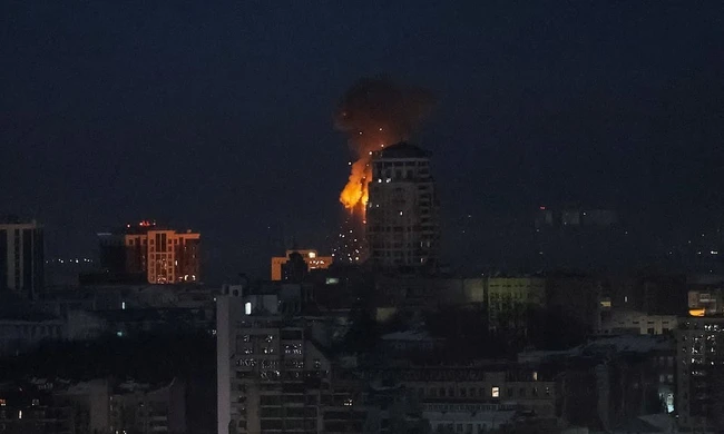 Thủ đô Kiev của Ukraine lại 'rung chuyển' sau nhiều ngày im ắng