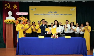 PVcomBank và VNPost Tây Ninh ký kết hợp đồng cung cấp thấu chi bưu tá