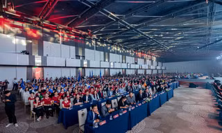 Hơn 3500 chuyên viên kinh doanh cùng hội quân tại sự kiện kickoff dự án Khải Hoàn Imperial