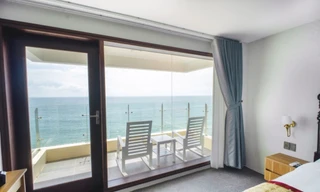 Palado Hotel Mui Ne: Khách sạn nghỉ dưỡng biển cao cấp với hầm rượu chuẩn châu Âu