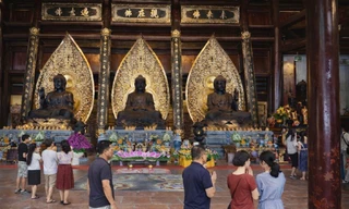 Học Hán Nôm: Giới trẻ chỉ thích đọc bia, viết sớ, hay đi cúng?