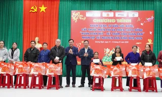 'Phiên chợ 0 đồng' dành cho người dân xã Vạn Tường (Quảng Ngãi)