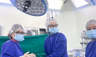 Vinmec truyền máu cứu thai nhi 17 tuần tuổi với cơ hội thành công 1/1.000: Ca can thiệp y khoa hy hữu tại Việt Nam