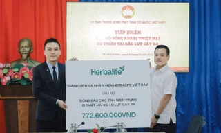 Herbalife Việt Nam nâng tổng số tiền đóng góp 3.976.600.000 đồng ủng hộ đồng bào vùng bão lũ