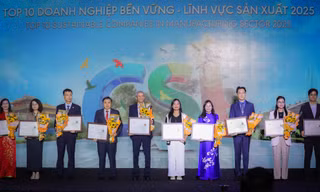 TH true MILK vào Top 10 Doanh nghiệp bền vững Việt Nam 2025