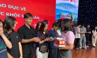 DKT Mekong khởi động Fiesta Tour 2025: Đưa 'chuyện khó nói' đến gần hơn với giảng đường