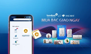 Người trẻ có thể tích lũy bạc ngay trên điện thoại