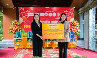 LPBank lan tỏa Tết ấm, hỗ trợ trẻ bại não tại Ninh Bình