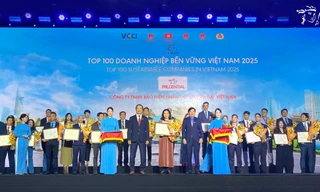 Prudential lần thứ 9 liên tiếp được vinh danh Top 100 Doanh nghiệp Phát triển bền vững tại Việt Nam