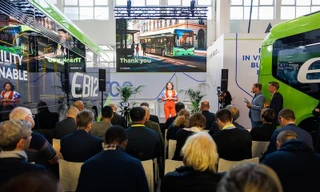 Vinfast chính thức ra mắt hai mẫu xe buýt điện tại Châu Âu