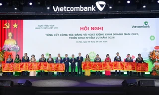 Vietcombank năm 2025: Bản lĩnh ngân hàng trụ cột trong chu kỳ vượt lên thách thức để kiến tạo cho phát triển