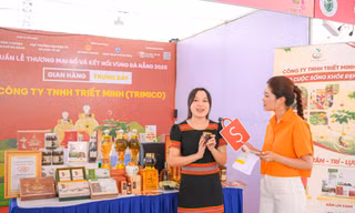 Đẩy mạnh lan tỏa sản phẩm OCOP qua Shopee Live tại ‘Tuần lễ TMĐT - Kết nối vùng Đà Nẵng 2025’