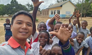 12.500 km và những 'mầm sóng' nở giữa rừng bao báp