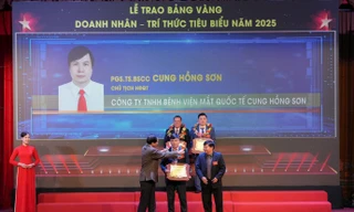 Vinh danh PGS.TS.BS Cung Hồng Sơn – Doanh nhân tiêu biểu năm 2025
