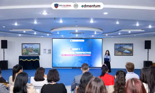 Giáo dục giữa kỷ nguyên AI: Làm thế nào để tiếp cận công nghệ hiệu quả?