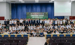 Univers Tour Tiền Phong Nam chính thức khởi động tại Đại học Bách Khoa và Hutech