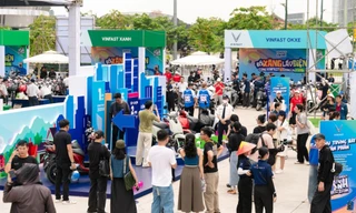 Cận cảnh 'siêu phẩm' VinFast Evo Grand lần đầu xuất hiện tại 'VinFast Xanh Fest Icon'