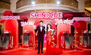 Lễ ra mắt thương hiệu dược mỹ phẩm cao cấp SHINIQUE quy tụ dàn nghệ sĩ, doanh nhân và hoa hậu nổi tiếng