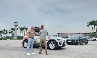 Chủ xe VinFast VF 7 lên đường "độc hành' xuyên lục địa, vượt 50.000 km từ Hà Nội đến châu Phi