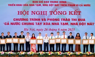 HDBank chung tay đóng góp trên 2.600 căn nhà tạm được xây mới