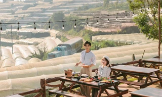 Cầm 600k cho 2 người, ăn gì "bá cháy" tại Tiệm Nướng & Chill Xóm Lèo?