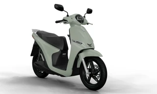 Vì sao nhiều chị em chọn Feliz II: Xe đẹp, dáng cao, đổi pin tiện