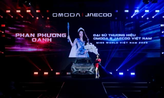 Hoa hậu Phan Phương Oanh trở thành đại sứ thương hiệu của Omoda & Jaecoo Việt Nam tại lễ ra mắt xe super hybrid C5 SHS-H