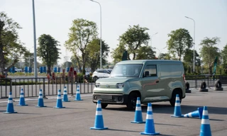 Khách hàng Việt nói về VinFast EC Van: 'Vua ship hàng' ngõ nhỏ