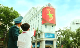 Điều gì khiến MV Việt Nam – Tự hào tiếp bước tương lai 'phủ đỏ' mạng xã hội