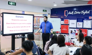 Tiếng Anh – từ “lợi thế” thành “điều kiện bắt buộc” của người đi làm Việt Nam 