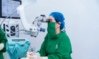 Ba chị em và hành trình khôi phục thị lực sau bóng mờ đục thủy tinh thể 