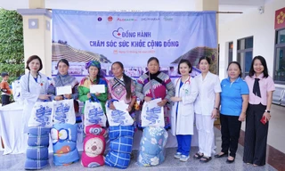 Bệnh viện Đa khoa Quốc tế Thu Cúc cùng AloBacsi – Daisy Media tiếp sức người dân Lào Cai vượt qua bão lũ
