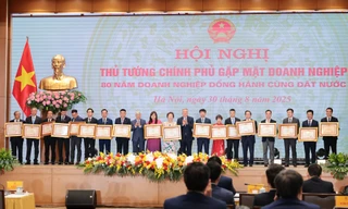  LPBank vinh dự đón nhận bằng khen của Thủ tướng tại hội nghị “80 năm doanh nghiệp đồng hành cùng đất nước”