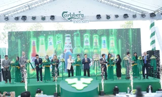 Carlsberg Việt Nam khánh thành nhà máy bia Phú Bài mở rộng