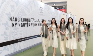 Các người đẹp Việt lan tỏa năng lượng tỉnh thức cùng Trung Nguyên Legend tại triển lãm A80