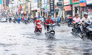 Mùa mưa kéo dài 2025: Nguy cơ dịch cúm tăng cao