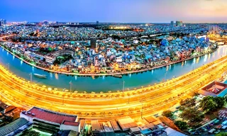 Kinh tế Việt Nam vững vàng vào chặng đua cuối