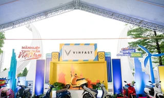 Vinfast triển khai toàn quốc chính sách ưu đãi chuyển đổi xanh và mô hình đổi pin xe máy điện 