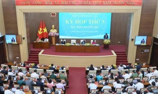 HĐND tỉnh Quảng Ngãi thông qua nhiều nghị quyết quan trọng 