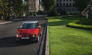 Người trẻ Việt dễ dàng mua xe đầu đời chỉ từ 500 triệu đồng 