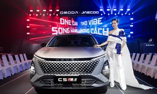Tận hưởng bữa tiệc thời trang với chủ đề “One Car Two Vibes – Song hành phong cách” tại lễ ra mắt C5 SHS-H