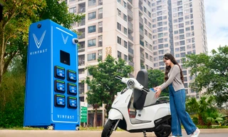 Vinfast ra mắt 4 mẫu xe máy điện mới, hoàn thiện lắp đặt 4.500 trạm đổi pin đầu tiên